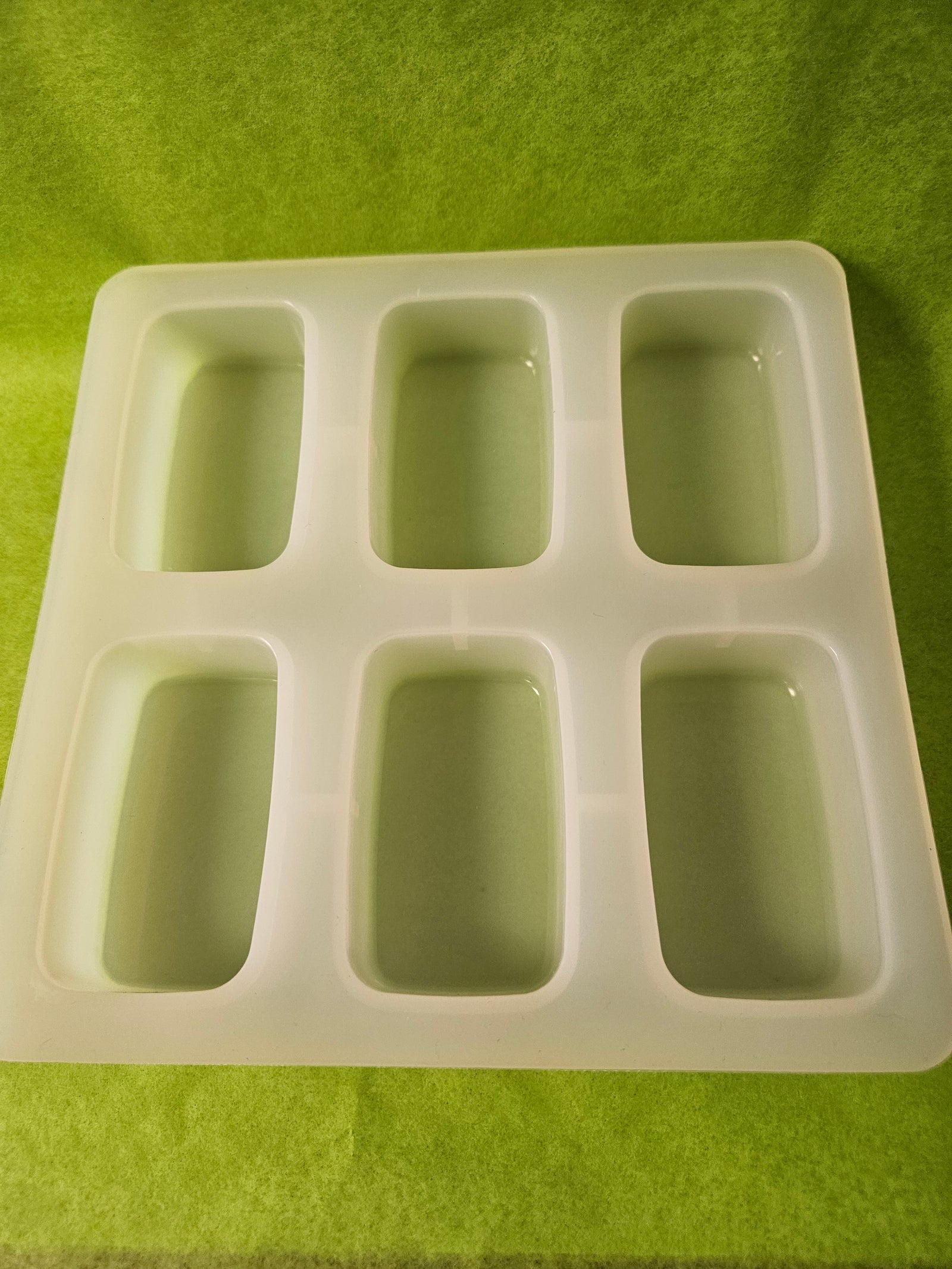 1 LB Silicone Mold Rectangle 6 Bars Sturdy
