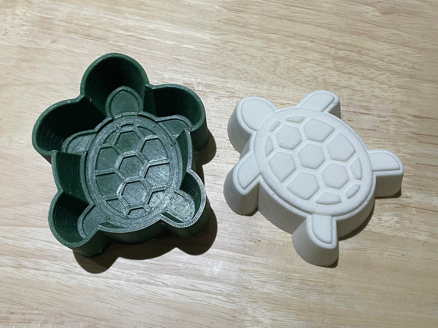 Turtle Hybrid Mold Regular Size