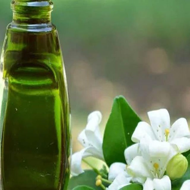 Bhringraj Infused in Organic Sesame Seed Oil - Soap supplies,Soap supplies Canada,Soap supplies Calgary, Soap making kit, Soap making kit Canada, Soap making kit Calgary, Do it yourself soap kit, Do it yourself soap kit Canada,  Do it yourself soap kit Calgary- Soap and More the Learning Centre Inc